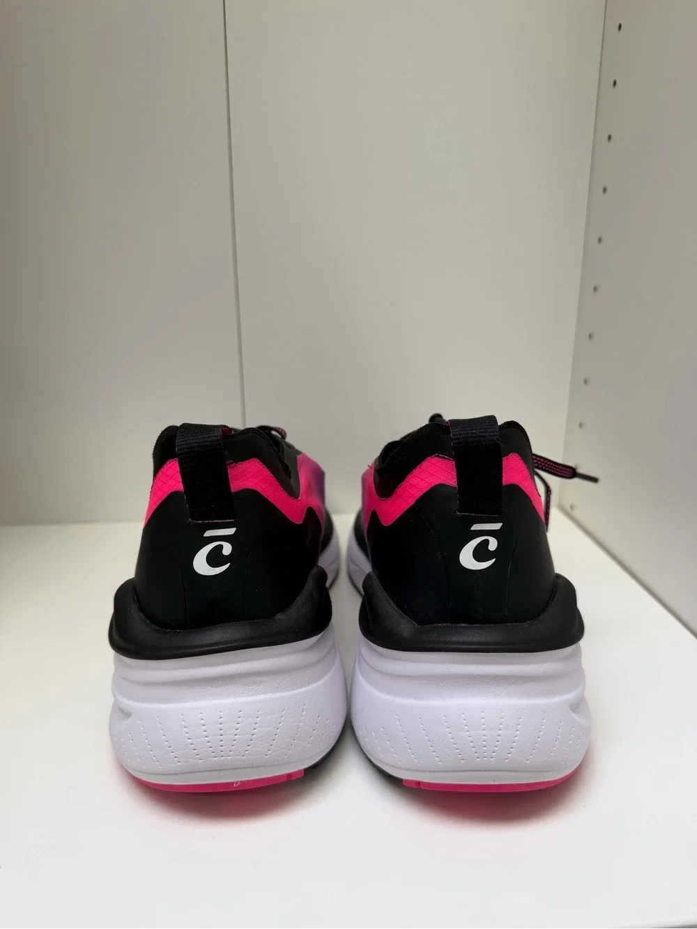 Clove Limited Edition Women’s Alto Healthcare Shoes Size 8.5